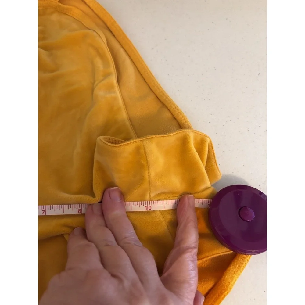 Hollister Women's Medium Sunflower Yellow Velour Mini Shorts Retro Y2K